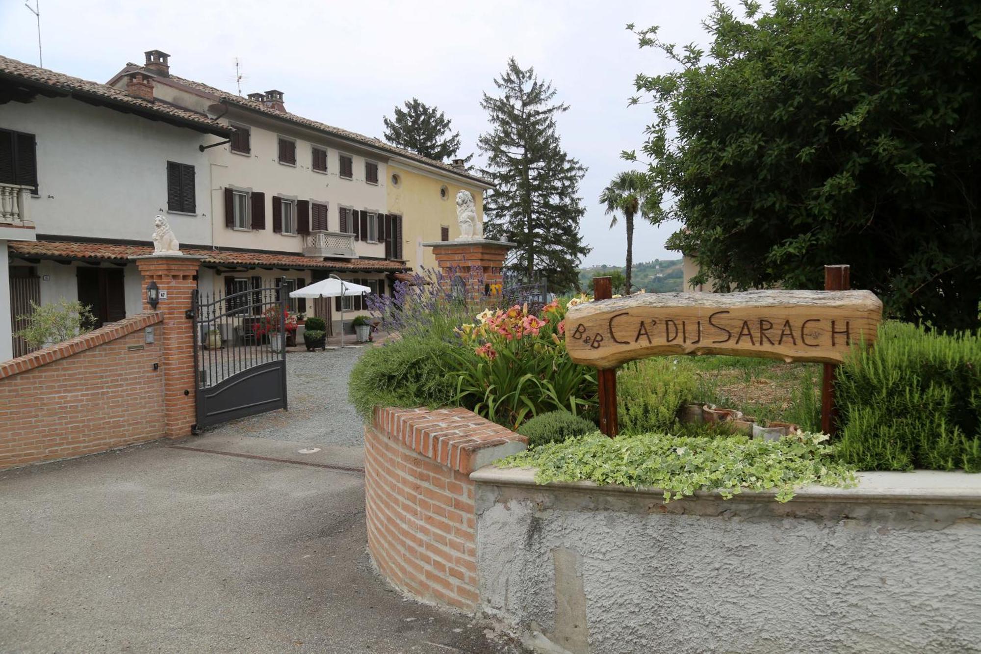 Ca' Dij Sarach Apartman Canelli Kültér fotó