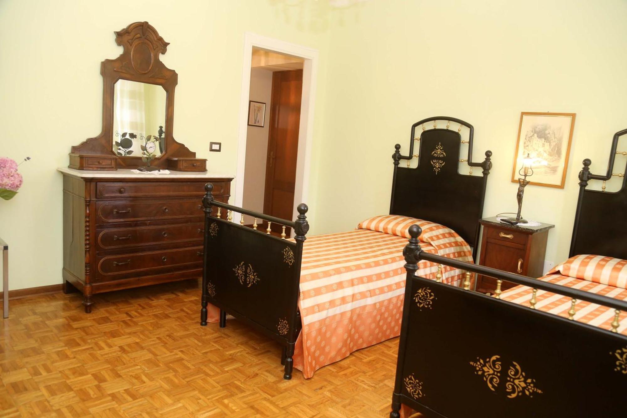 Ca' Dij Sarach Apartman Canelli Kültér fotó